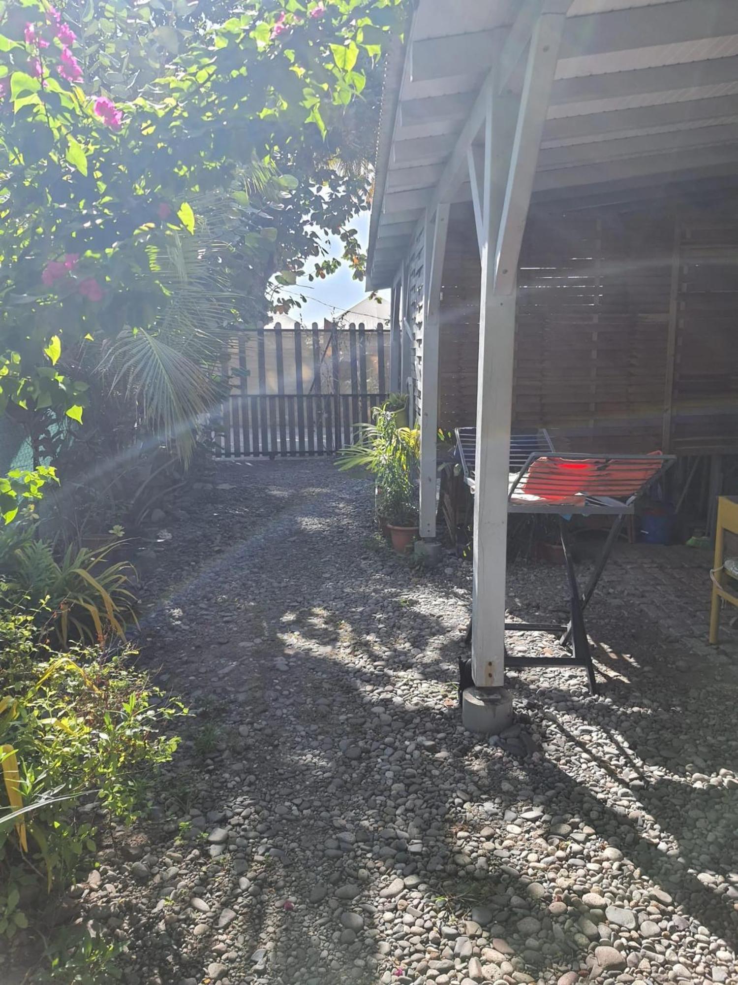 Appartement Cosy Au Carbet Avec Balcon Et Vue Sur Mer 70 M² 르 카르베 외부 사진
